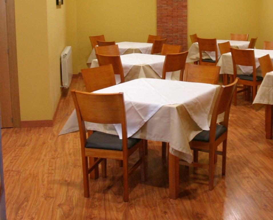 Albergue La Encina Hospital de Órbigo Zewnętrze zdjęcie