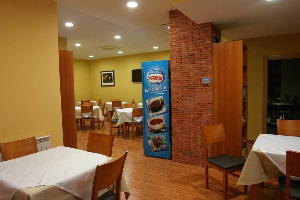 Albergue La Encina Hospital de Órbigo Zewnętrze zdjęcie